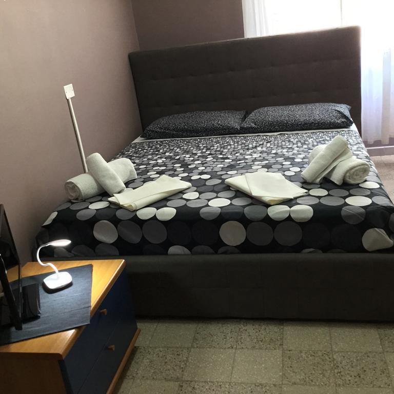 B&B Italia Napoli Szoba fotó